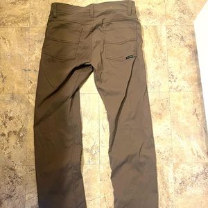 Men’s prAna hiking pants